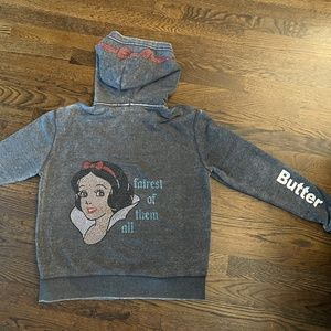Special Edition Butter Sweatshirt Disney Snow White Edition women's size XL